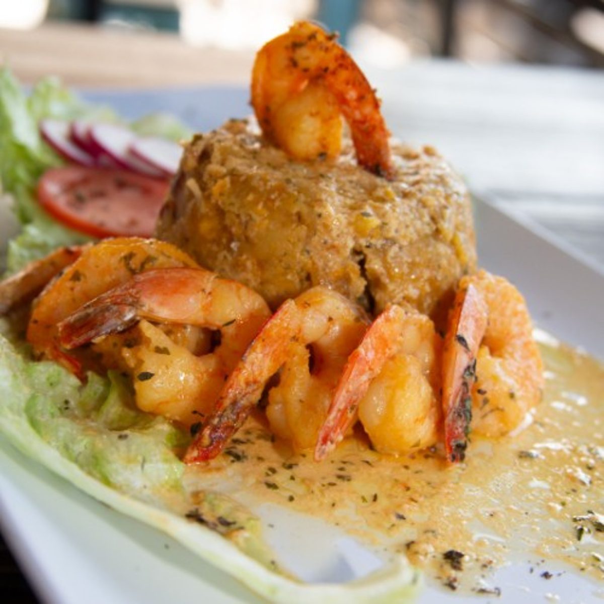 Camarones, Ajillo, Crema Criolla / Shrimp Mofongo